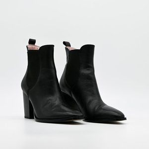 ZARA Woman Leather Ankle Bootie Chelsea Heel Black